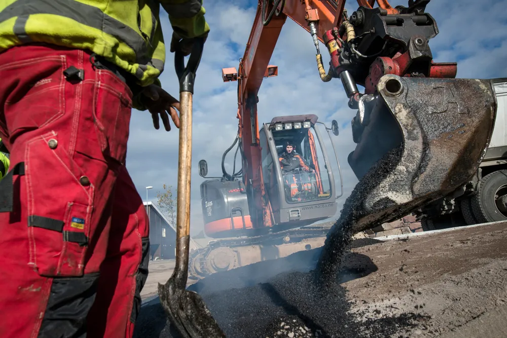 Jan, som er entreprenør og selger asfalt til kommunale veier, får aldri høre «velferdsprofitør». Han er selvstendig næringsdrivende, gründer og entreprenør, skriver Guro Angell Gimse.