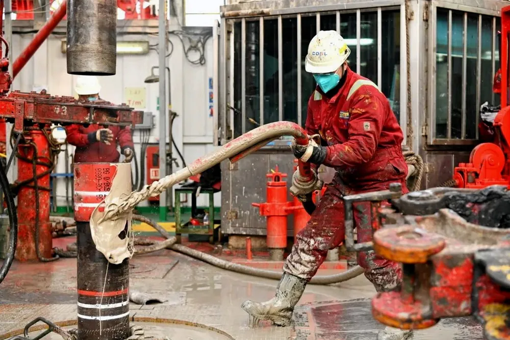 At work: a CNOOC Ltd operation in Bohai Bay