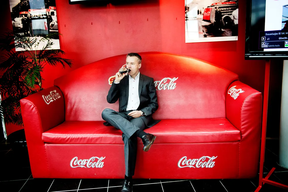 Stein Rømmerud i Coca-Cola European Partners Norge forteller at sukkeravgiften har ført til uforutsigbarhet for hele bransjen.