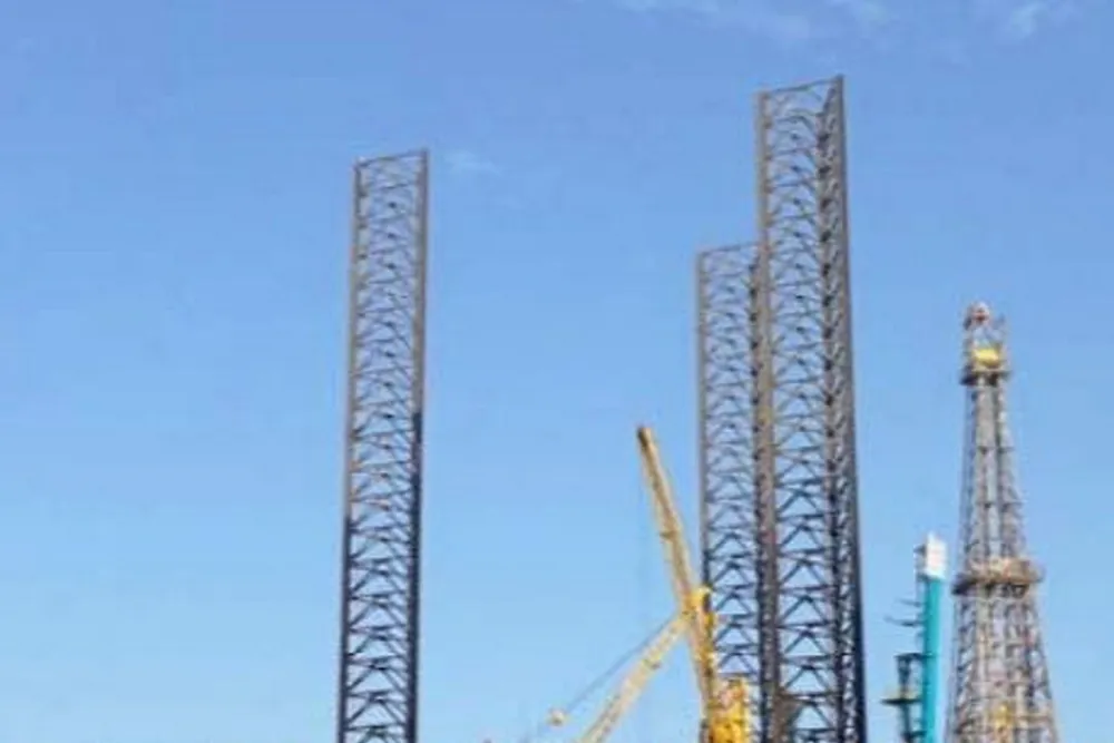 Rig delivery: a jack-up rig owned by Shelf Drilling