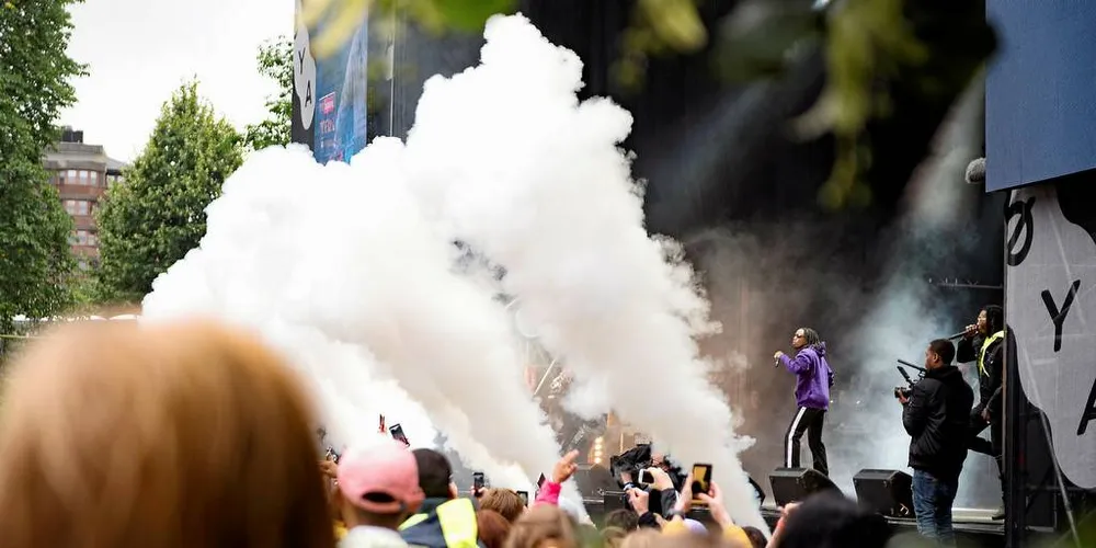 SPONSOR: Både Norges Råfisklag og Surofi er til stede på landets rockefestivaler for må promotere fisk. Men hvor er Sildelaget?Foto: Hanna Kristin Hjardar