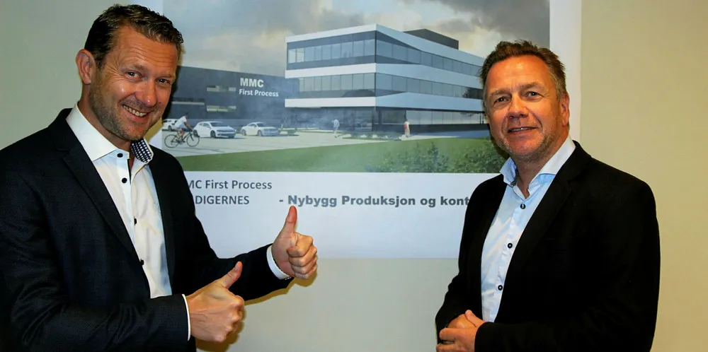 Petter Leon Fauske, administrerende direktør for MMC First Process og Geir Johan Bakke, administrerende direktør i Havyard Group går nå hver sin vei. Her et bilde fra da de presenterte det nye anlegget til MMC First Process.