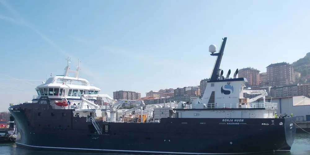 "RONJA HUON", brønnbåt fra Ålesund klar til oppdrag i Tasmania.