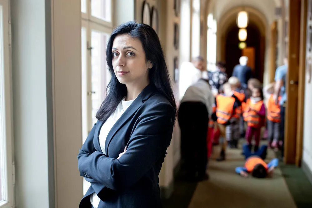 – Det kan se ut som Wizz Air-sjefen ikke kjenner og forstår norsk arbeidsliv, sier Arbeiderpartiets Hadia Tajik.