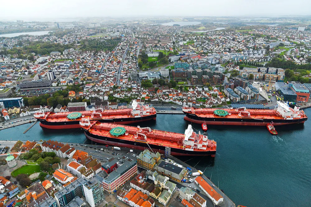Tre av Teekays tankership «Scott Spirit», «Peary Spirit» og «Nansen Spirit» var samlet i Stavanger havn i 2015. Nå skal selskapet bygge en ny generasjon mer miljøvennlige skip og søker finansiering til dette.