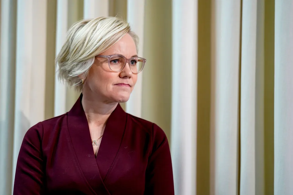 Helseminister Ingvild Kjerkol (Ap) varsler tiltak tirsdag.