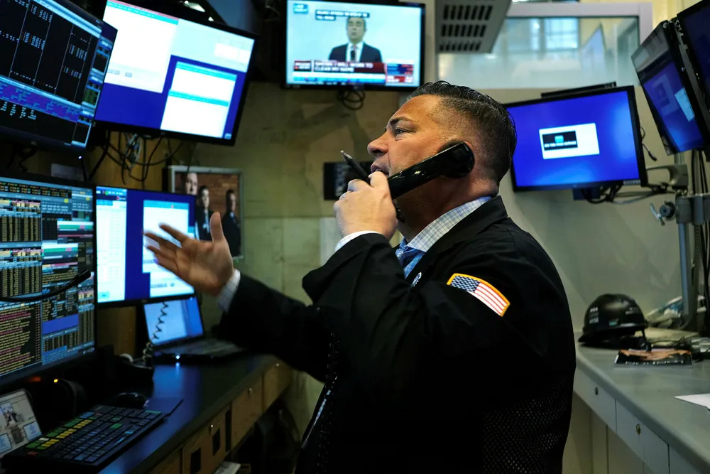 Oil price: Brent fell 0.2%, while WTI lost 0.8% for the week