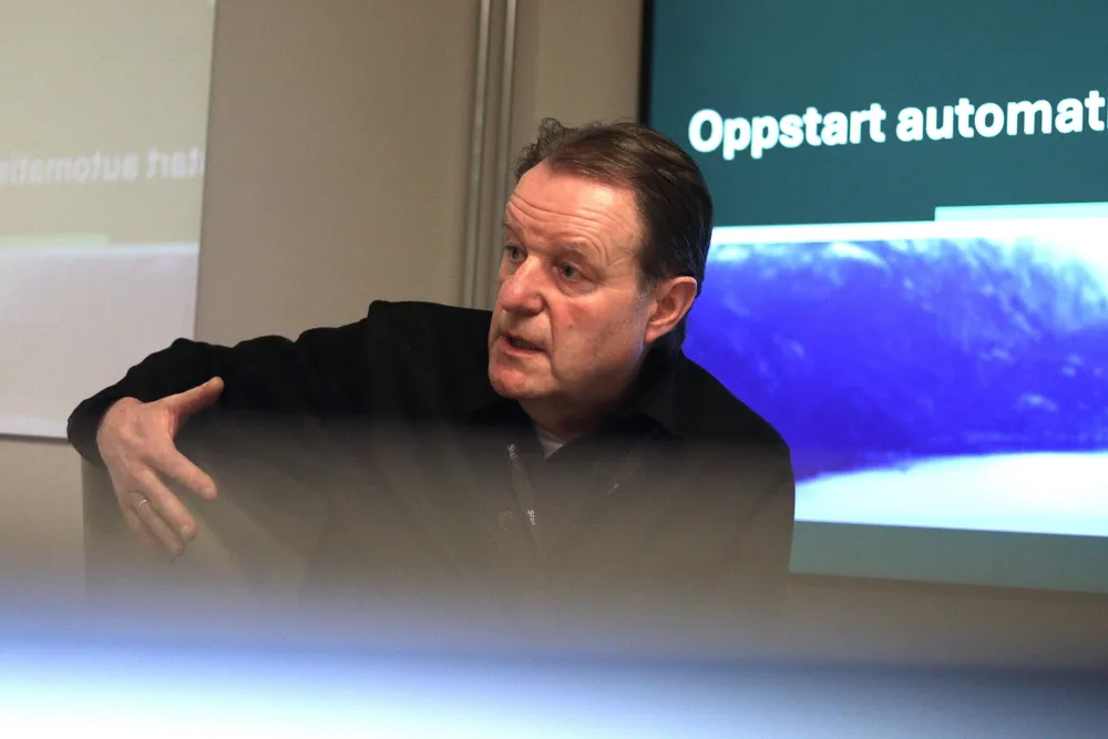 – Vi jobber hele tiden med å gjøre dette raskest mulig. Jeg tror ikke at en tvangsmulkt vil få oss til å kunne gjøre det hurtigere, sier konserndirektør for Systemdrift i Statnett, Peer Olav Østli.