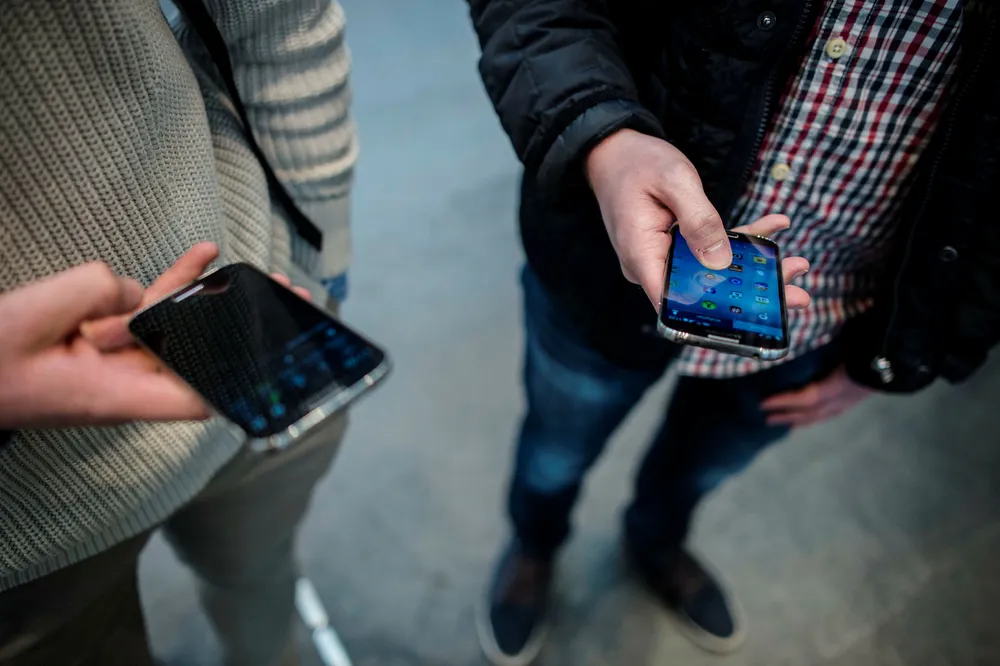 Det vi kan frykte er at kontroll over mobilnettene våre kan bli brukt til spionasje på norske økonomiske og sikkerhetsmessige interesser, eller som pressmiddel i en eventuell tilspisset internasjonal situasjon, skriver innleggsforfatteren.