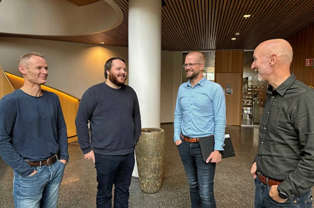 Kraftscada-teamet utvikler fjernstyrings- og overvåkningsløsninger innen vannkraft- og hydrogenproduksjon. Geir Hetland, Martin Arnøy Rygg, Per Ivar Tengesdal og Rune Hetland.