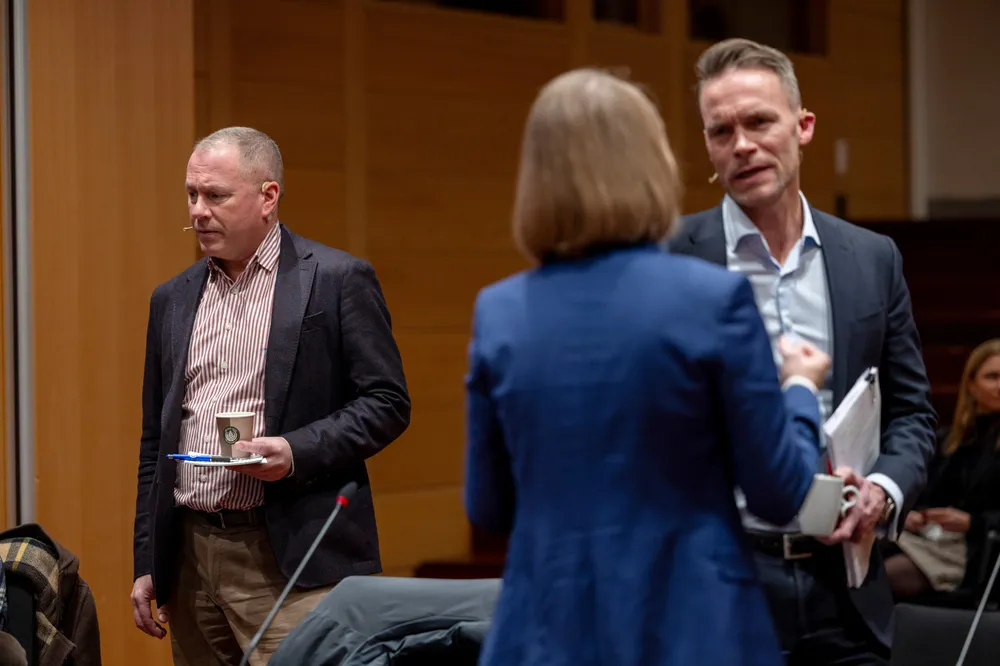 Sentralbanksjef Ida Wolden Bache, oljefondssjef Nicolai Tangen og nestleder Trond Grande da Norges Bank la frem rådet om å investere i unoterte aksjer i november 2023.