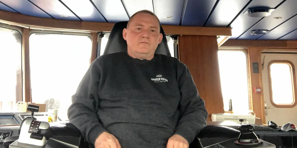Skipper Leif Johnny Isaksen på «Einar Erlend» reddet fem svenske fisketurister fra å gå ned med lettbåten.