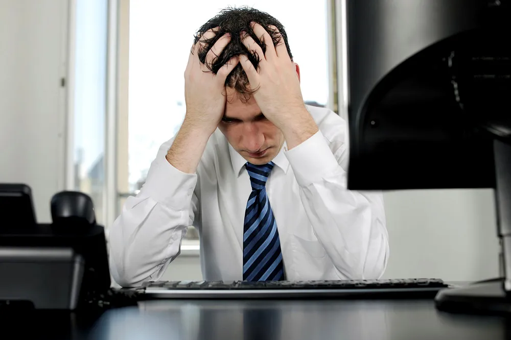 Bare halvparten av dem som har sett kritikkverdige forhold på jobben har varslet om det.