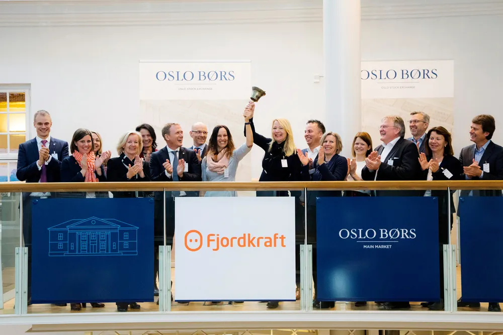 Fjordkraft-eier Elmera har stupt på Oslo Børs de siste årene. Her fra børsnoteringen i 2018.