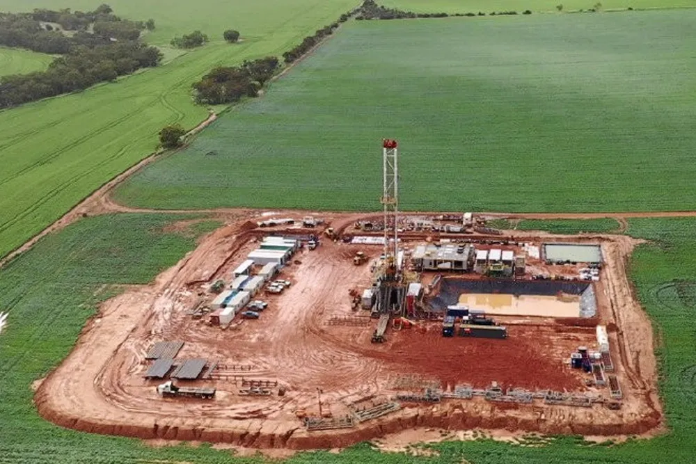 Drilling rig Ensign 970: at the Lockyer Deep-1 location