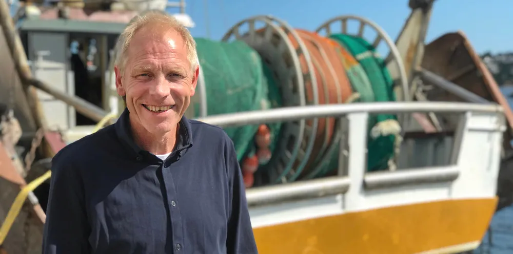 Styreleder Lennart Danielsen i Fiskerlaget Sør beskriver situasjonen for fiskerne i sør som svært alvorlig. Han krever at regjeringen må gjøre noe med de høge drivstoffprisene.