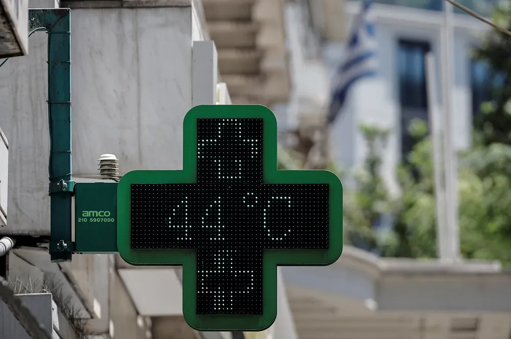 A thermometer shows 44 degrees Celsius in Athens, Greece, July 18, 2024.