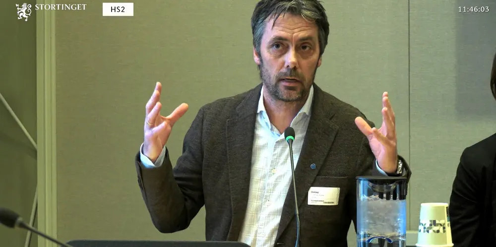 Christian Halstensen i Fiskebåt under kvotemeldingshøring. Denne uken leder han organisasjonens årsmøte i Oslo hvor utmelding av Fiskarlaget skal vurderes.