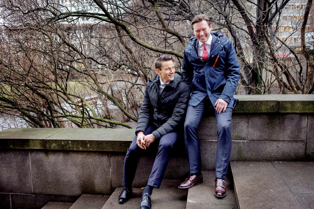 Geir Sviggum (til venstre) og Tormod Ludvik Nilsen i Wikborg Rein har begge bodd og jobbet i Kina de siste årene og er storfornøyd med at forholdet mellom Norge og Kina er normalisert. Foto: Javad Parsa