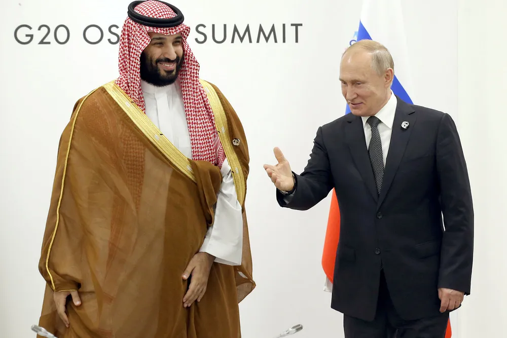 Kan enighet mellom Russlands Vladimir Putin og Saudi-Arabias Mohammad bin Salman være nok til at amerikanske skiferprodusenter tjener penger? Det er blant temaene i Siste episode av Finansredaksjonen.