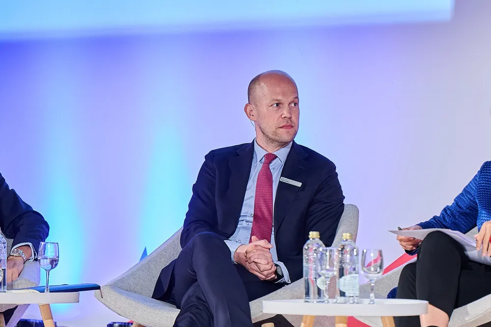 In April, Orsted CEO Rasmus Errboe called for Europe to speed up grids rollout, get rid of barriers to electrification and commit to de-risking wind power projects. Now, a new survey indicates that CEOs in the wind power industry are a lot less optimistic about the future, than they were just a few months ago.