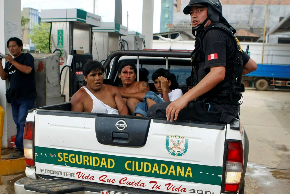 I flere år har det vært sammenstøt og konflikter mellom ulovlige gruvearbeider og politiet i Peru. Nå setter landet inn militæret.