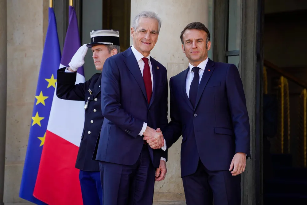 Statsminister Jonas Gahr Støre (Ap) møtte Frankrikes president Emmanuel Macron i slutten av mars.