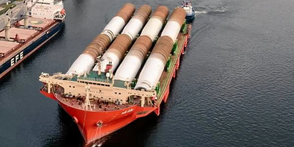 Monopiles. Ship with EEW monopiles leave for US.