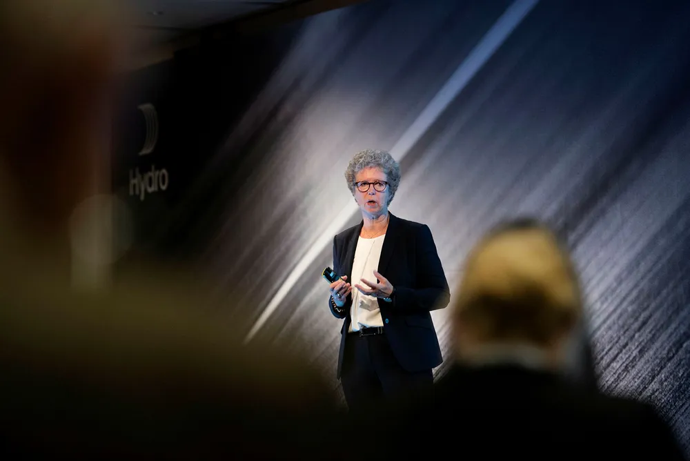 Hydro-toppsjef Hilde Merete Aasheim varslet flere kraftige omlegginger av konsernet tirsdag.