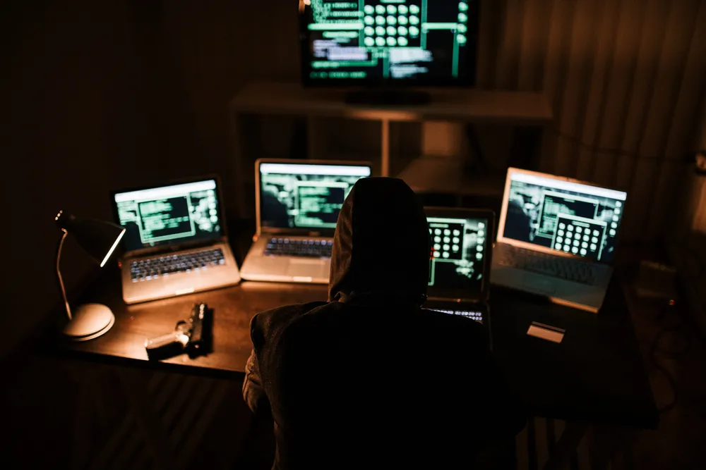 Det er lett å finne eksempler på at Chat GPT eller andre såkalte store språkmodeller brukes for å bidra til å skape mer realistiske phishing-eposter, skriver innleggsforfatteren.