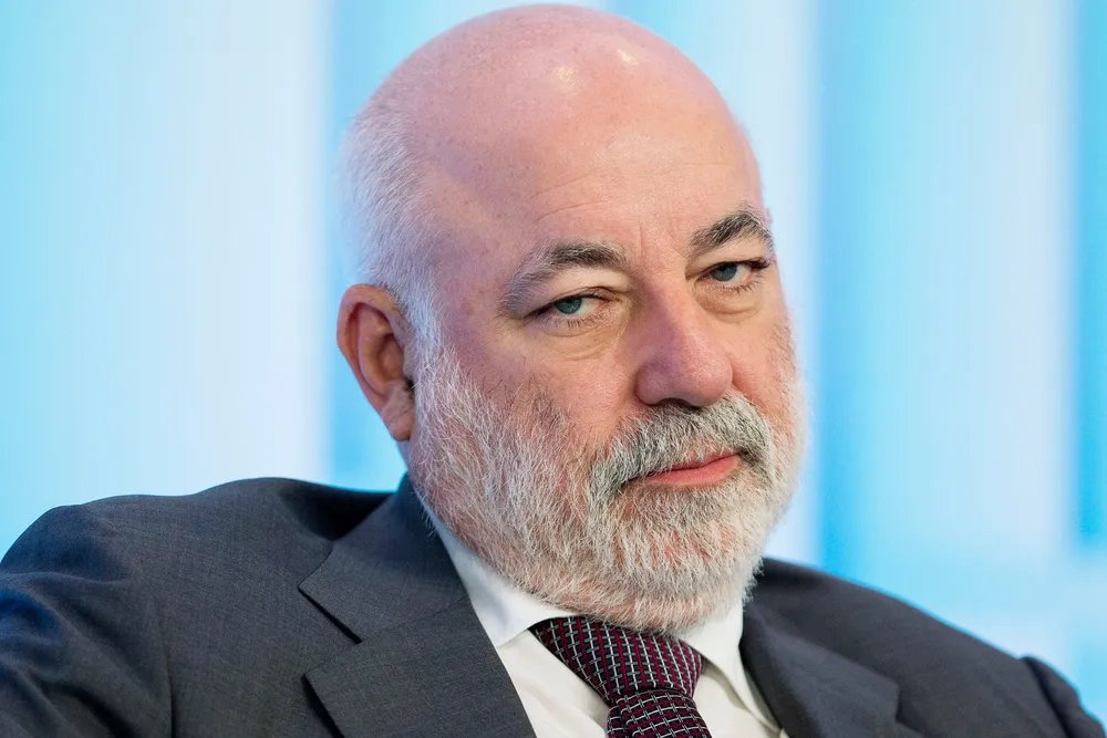 Oligarken Viktor Vekselberg antas å eie verdier for rundt 60 milliarder norske kroner.