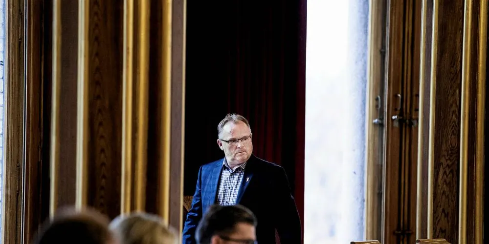 SANDBERG: Krill- og patentstriden mellom Remøy og Røkke havner på fiskeriministerens bord.