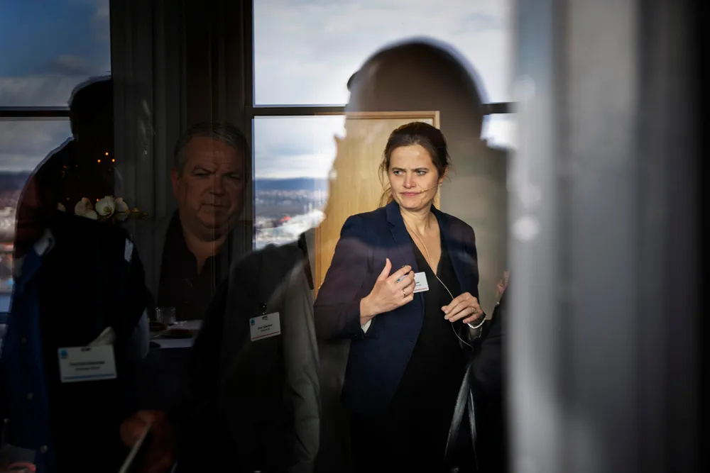 Simone Møkster på NHOs eierskapskonferanse på Ekebergrestauranten. Nå rykker hun ut mot det ferske formuesskatt-forslaget fra Støre-regjeringen.