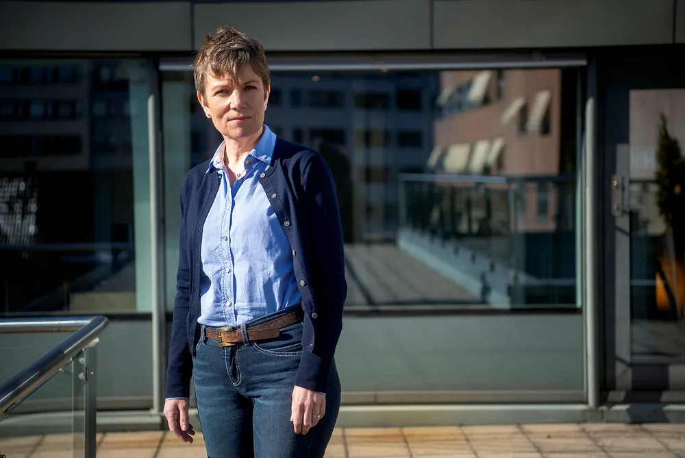 Det vil være behov for 30 prosent flere leger om bare 20 år, hvis man fortsetter på samme produktivitet som nå – og det går ikke, mener presidenten i Legeforeningen, Marit Hermansen.