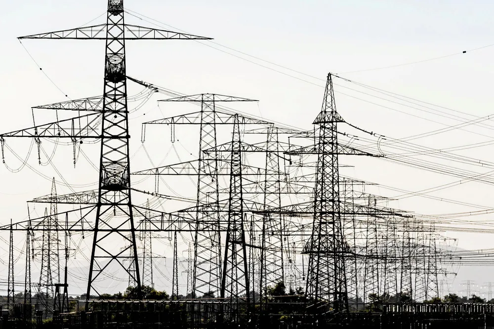 US grid will need up to $100m in investment to meet clean energy goals.
