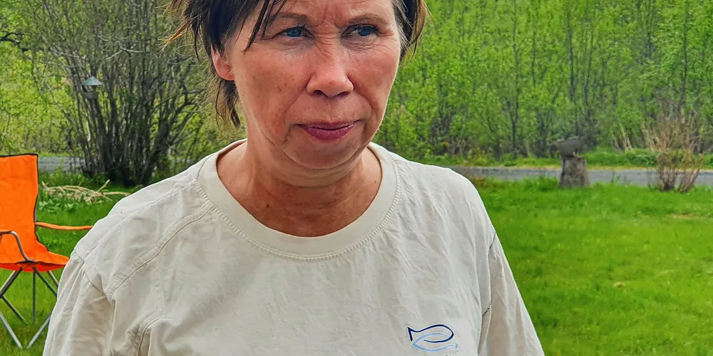 BEKYMRET: Annveig Daleng er bekymret for fremtiden etter at 40 ansatte ble permittert som følge av laksedøden i Gratangen.