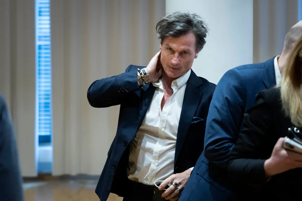 Petter Stordalen liker å si at han betaler skatt med glede, muligens fordi han betaler så lite. Her fra Oslo tingrett mandag denne uken.