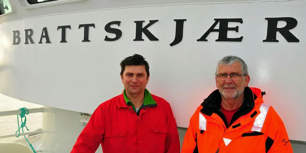 INGEN SAK: Odd Marvin Nergård og faren Odd Martin Nergård er fornøyd med at påtalemyndigheten har henlagt saken om feilestimering av makrellfangst. Foto: Jarle Hatlen, Moltech