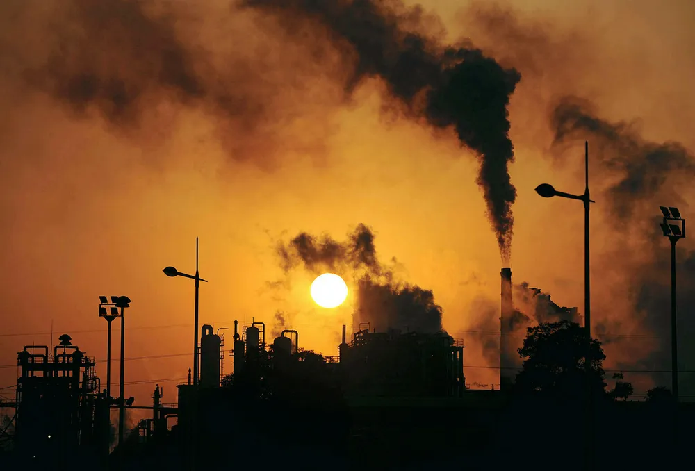Governments far off hitting target: UN