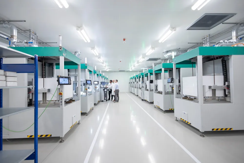 Opening of the pilot production facility for SOEC electrolyzers at the Fraunhofer Center in Arnstadt, Thuringia.