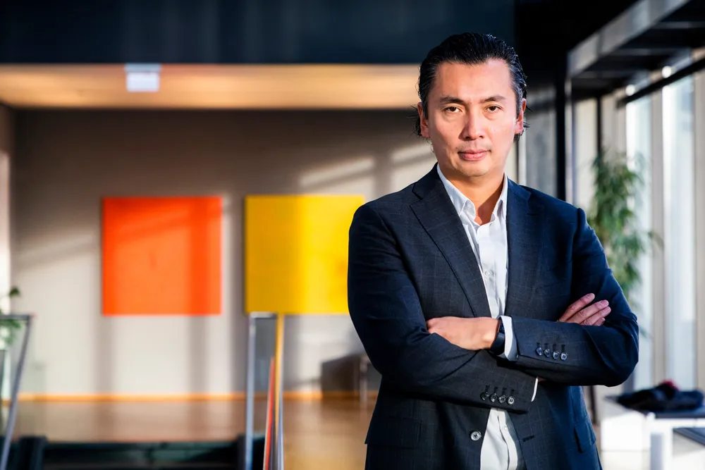 – Konsensus har vært altfor pessimistisk og markedsaktørene har vært altfor ivrige etter å posisjonere seg for resesjon, sier Storebrands Olav Chen.