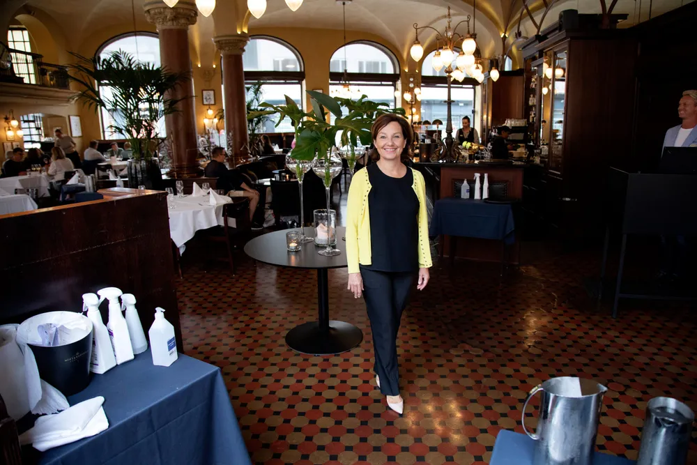 Etter nok et traurig år preget av pandemien, kan eieren Elisabeth Brochmann smile igjen etter tidenes vår for hotell- og restaurantkonsernet Continental.