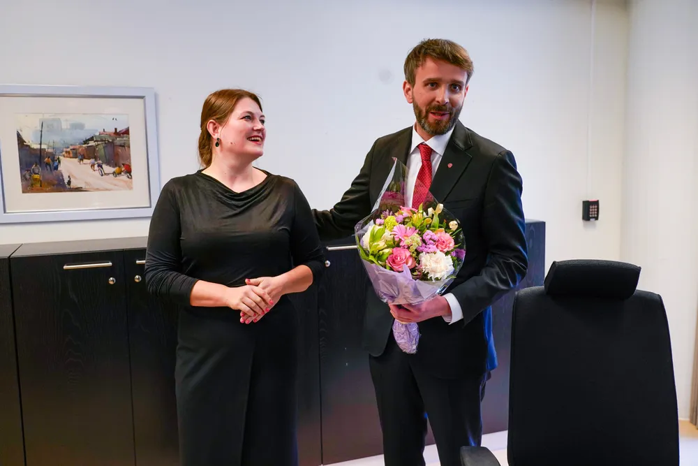 Cecilie Myrseth overtar som næringsminister etter Jan Christian Vestre, som blir ny helseminister.