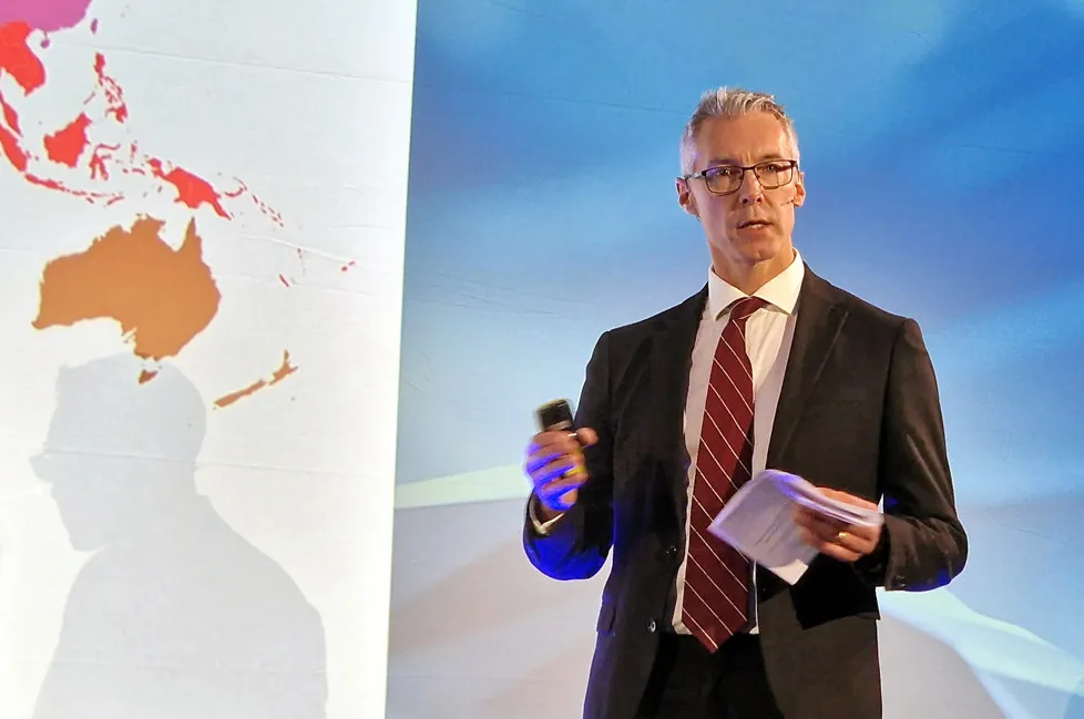Energiforsker Mats Rinaldo i DNV peker på at landene rundt Norge kan redde oss fra priskrise, selv om Norge kan få et kraftunderskudd på 10 TWh om få år, slik selskapet nå spår.