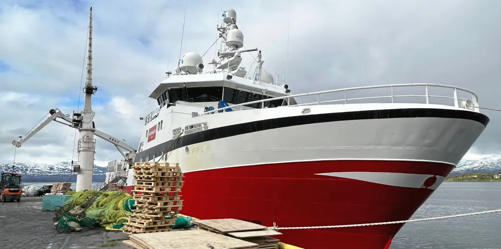 «Hera» er det nye navnet på båten som het «Hermes», siden Hermes AS kjøpte tråleren i 2006. «Hera» er fortsatt eid av Hermes ved Jan Roger Lerbukt.