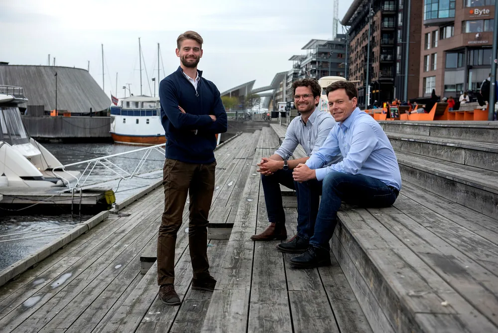Digitalkonsulentene i Proletar holder til på Aker Brygge. Fra venstre: Rune Syverud Sandåker (partner), Magnus Wrangell Ruud (partner) og Geirr Lødemel Tvedt (partner og daglig leder).