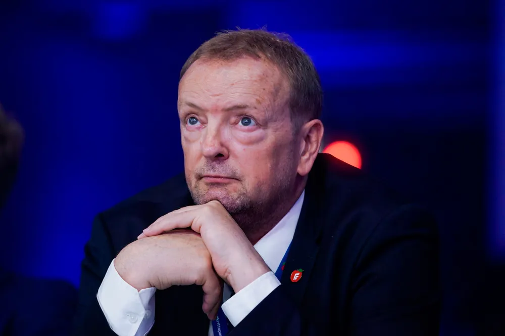 – Dette bør ikke skje, sier Frps Terje Halleland om Scanas salg av oljevernutstyr til Russland.