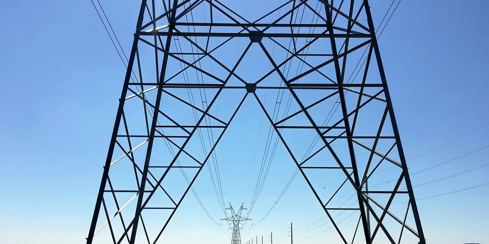 Pattern proposes route in Mississippi for wind power line