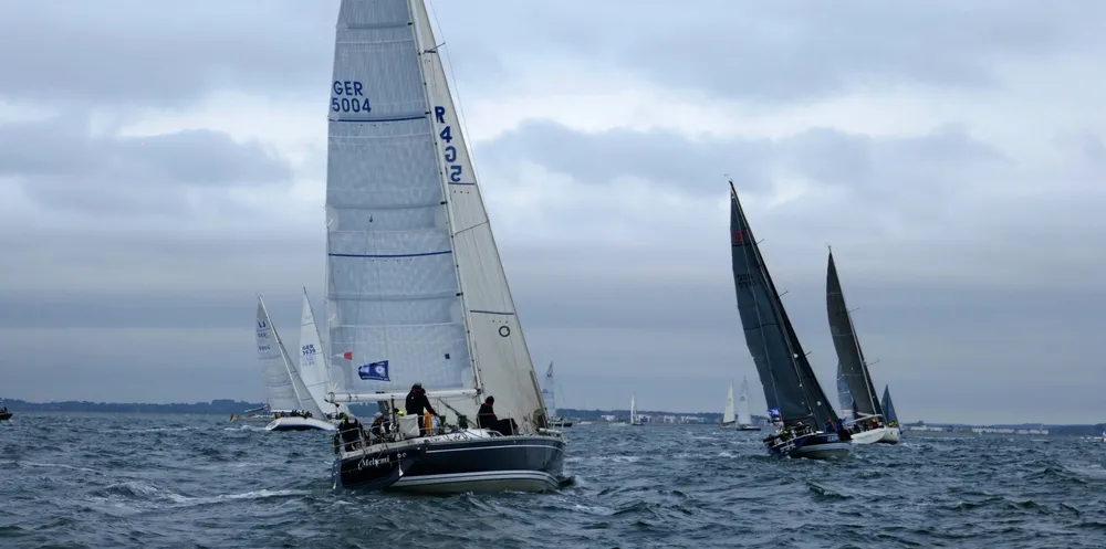 Ideal sailing condition: Yachts are underway at the 39th edition of the Peter Gast Schiffahrtsregatta.
