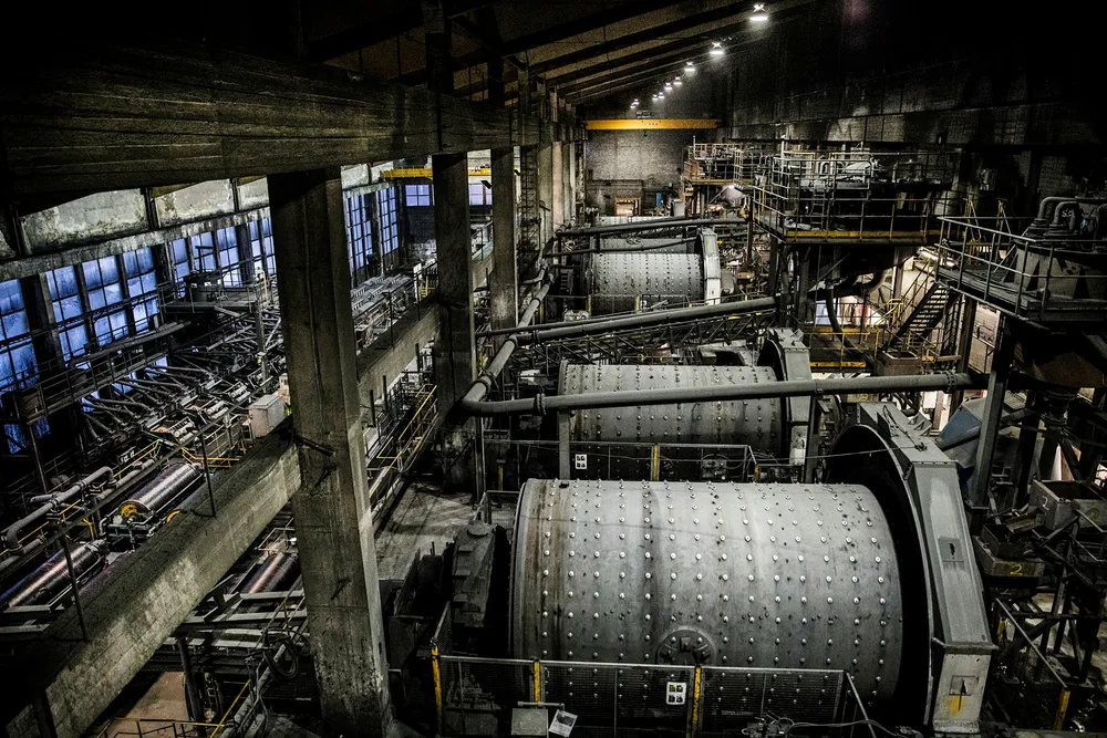 Industriproduksjon er ned, også om leverandørindustrien unntas. Vi er det eneste land i Nord-Europa med fallende sysselsettingsgrad. Her fra Sydvaranger Gruve som gikk konkurs 2016. Foto: Per Thrana